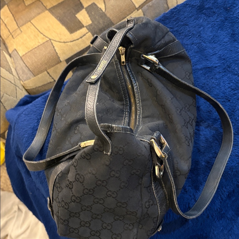 GUCCI Dark Gray Shoulder Bag - Picture 2 of 4